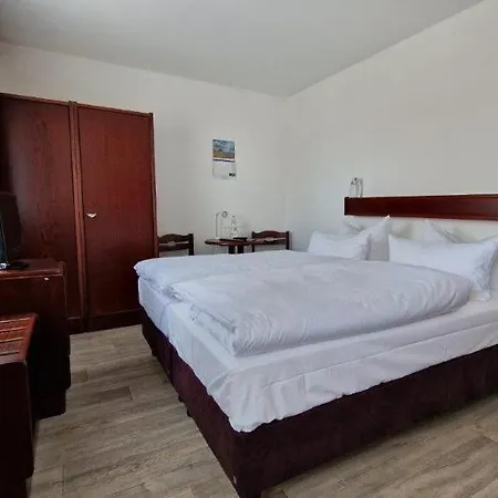 Asterra 3*