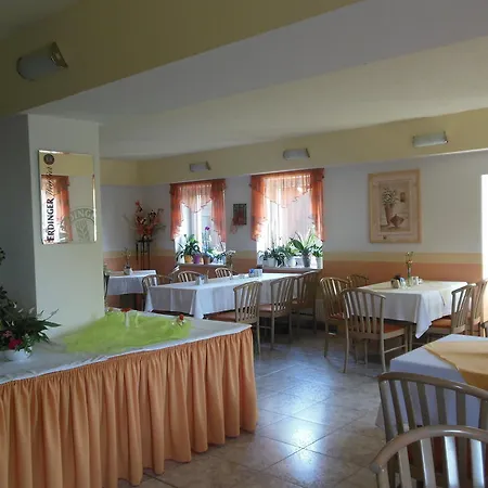 Asterra Hotel 3*